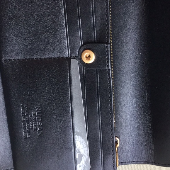 Rudsak black leather wallet - Picture 8 of 12